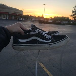 SOLD vans black old skool shoes